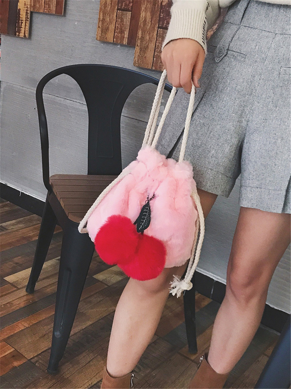 New Bucket Fur Bag Shoulder Diagonal Package