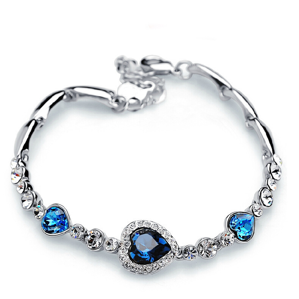 Heart of the heart of the heart-shaped zircon crystal bracelet