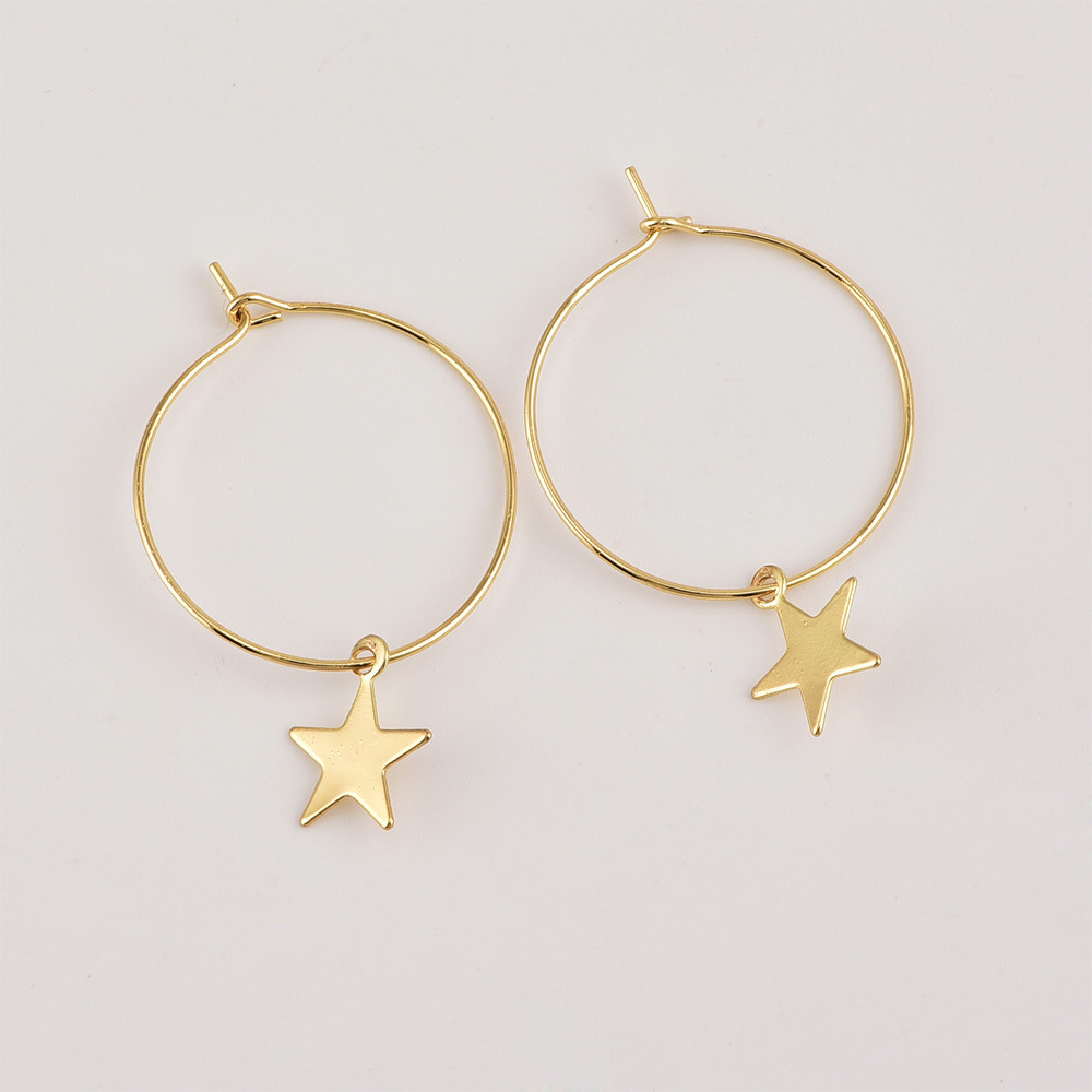 1 Pair of Earrings Women'S Fashion Earrings Personality Simple Star Earrings