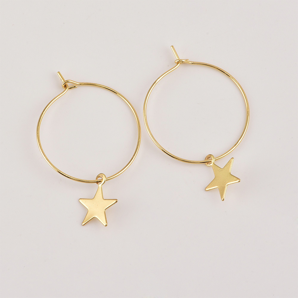 1 Pair of Earrings Women'S Fashion Earrings Personality Simple Star Earrings