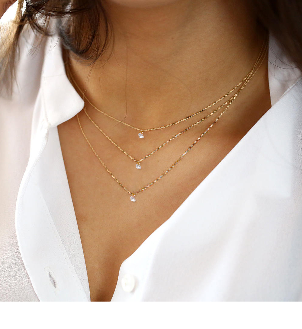 Trendy Women'S Item with A Multi-Layered Zircon Necklace