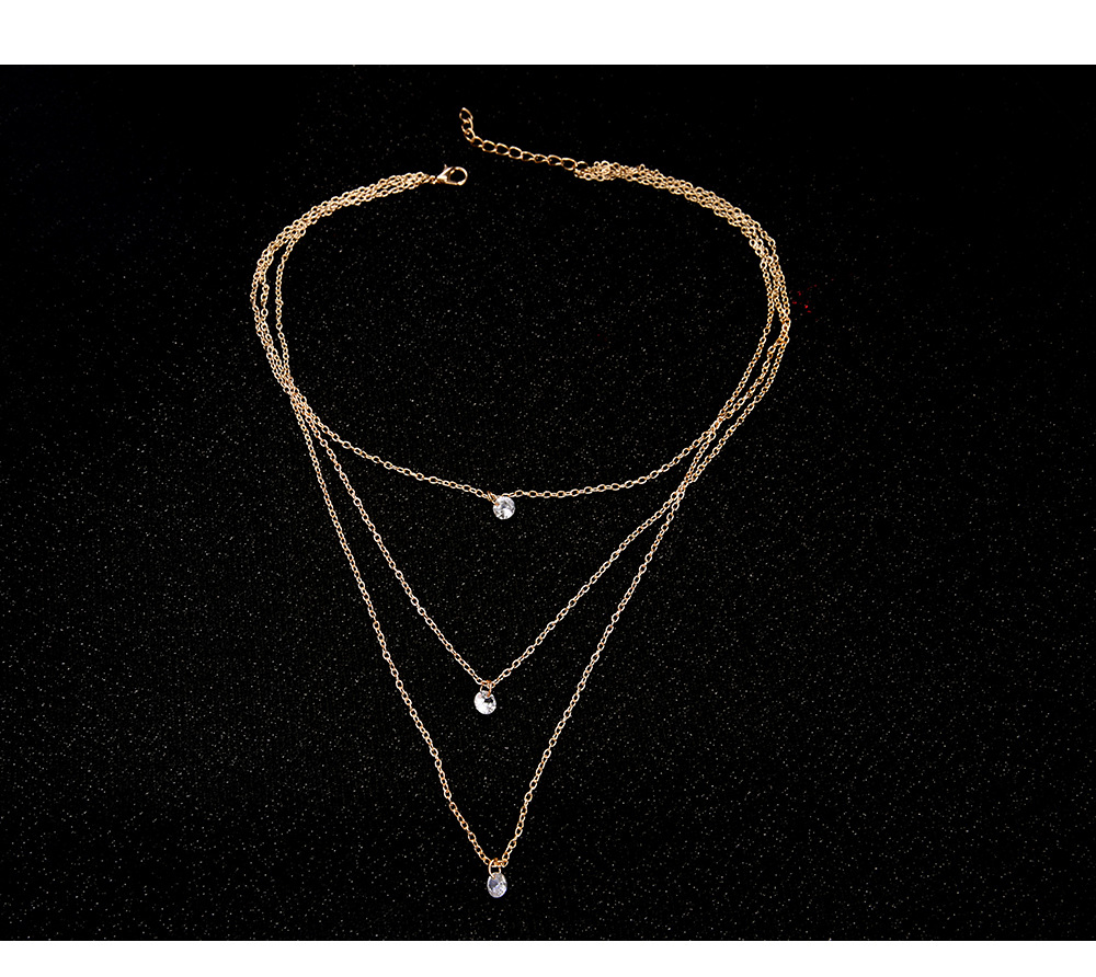 Trendy Women'S Item with A Multi-Layered Zircon Necklace